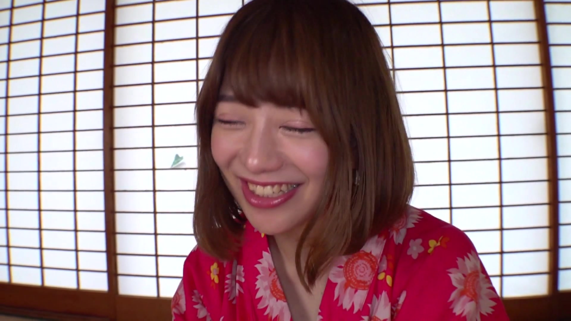 [BANK-066] 巨乳人妻温泉デート 綺麗な顔して他人棒で悶える色白美人妻桃香26歳 