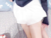 放假回家，当着妈妈面做爱超刺激，差点被发现兄妹乱伦