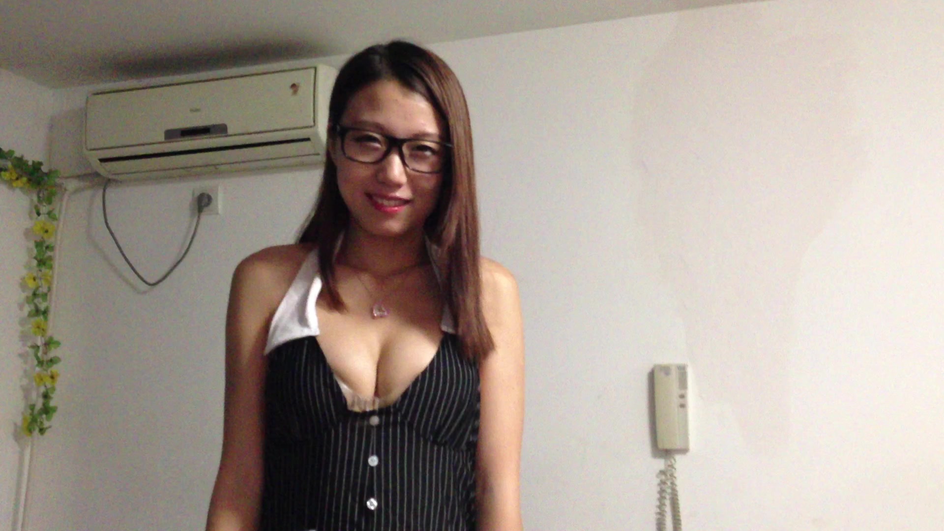 大鸡巴爆操高冷女神